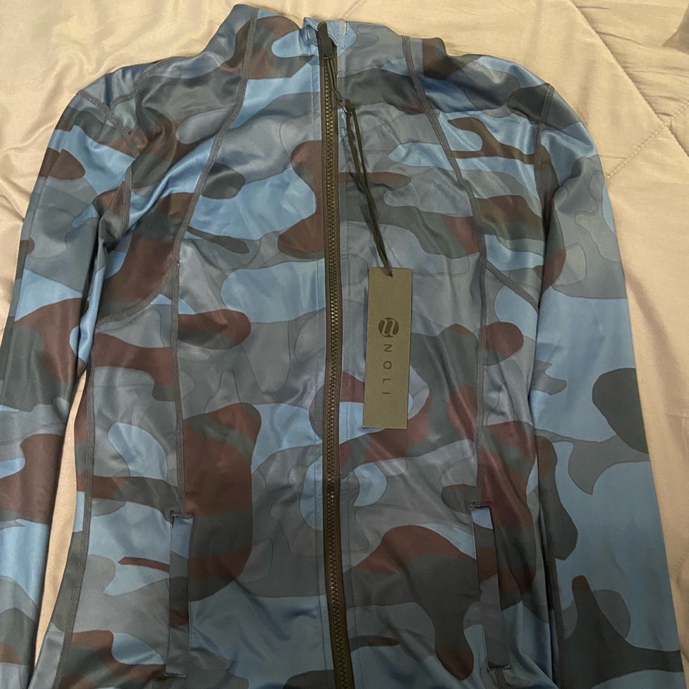 NWT Noli Impact Jacket Warrior -Camo Blue Medium